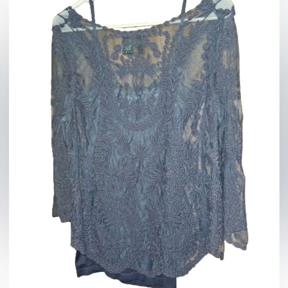 Mascara Large Women's Lace Blue longsleeve top with Tank - Picture 2 of 9